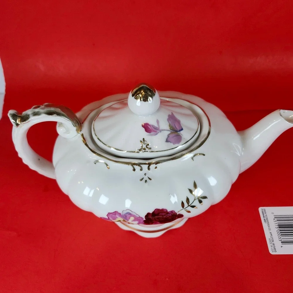 Vintage Musical Teapot White Floral Gold Trim Wind Up Novelty‎ Collectible